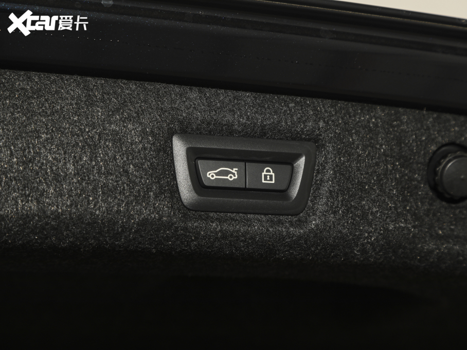 2022��R5ϵ �Ŀ� 530Li ������ M�\�����b