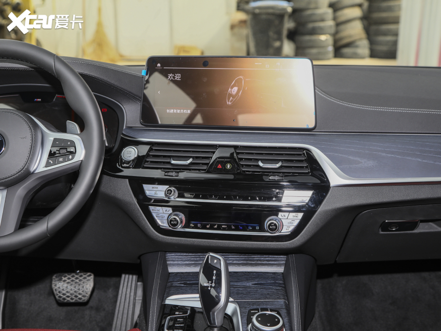 2022R5ϵ Ŀ 530Li  M\b