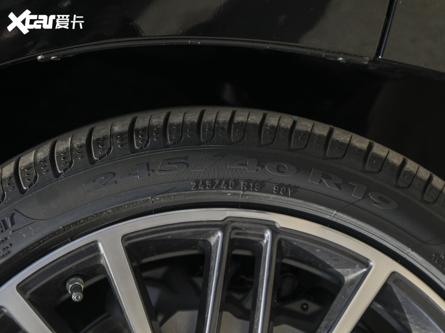 2022R5ϵ Ŀ 530Li I M\b