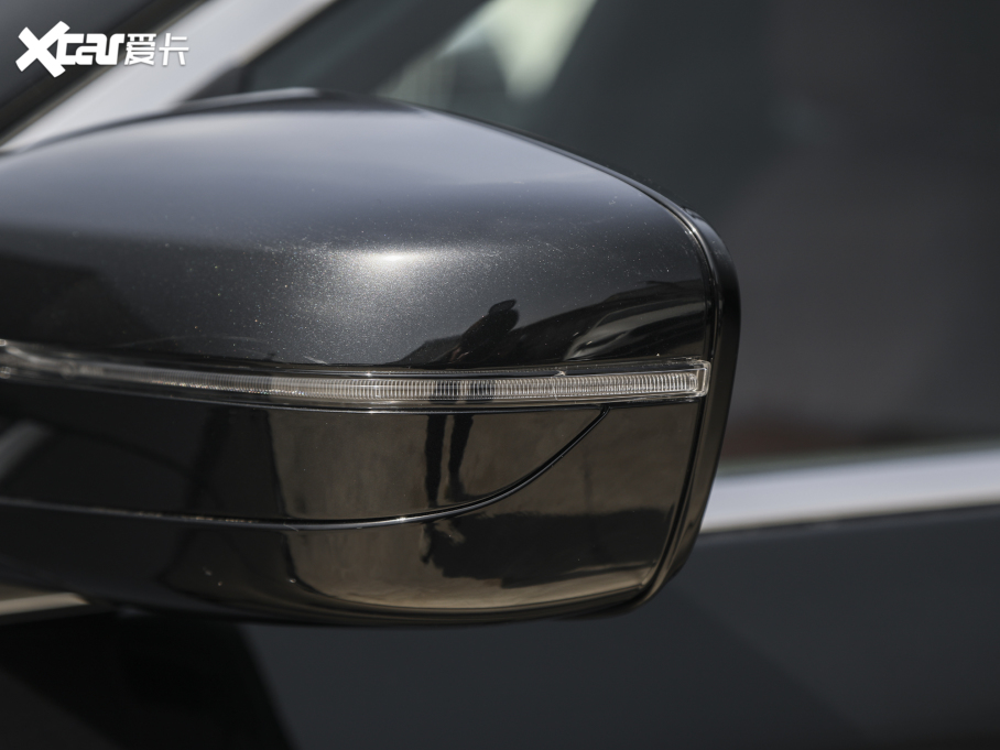 2022R5ϵ Ŀ 530Li I M\b