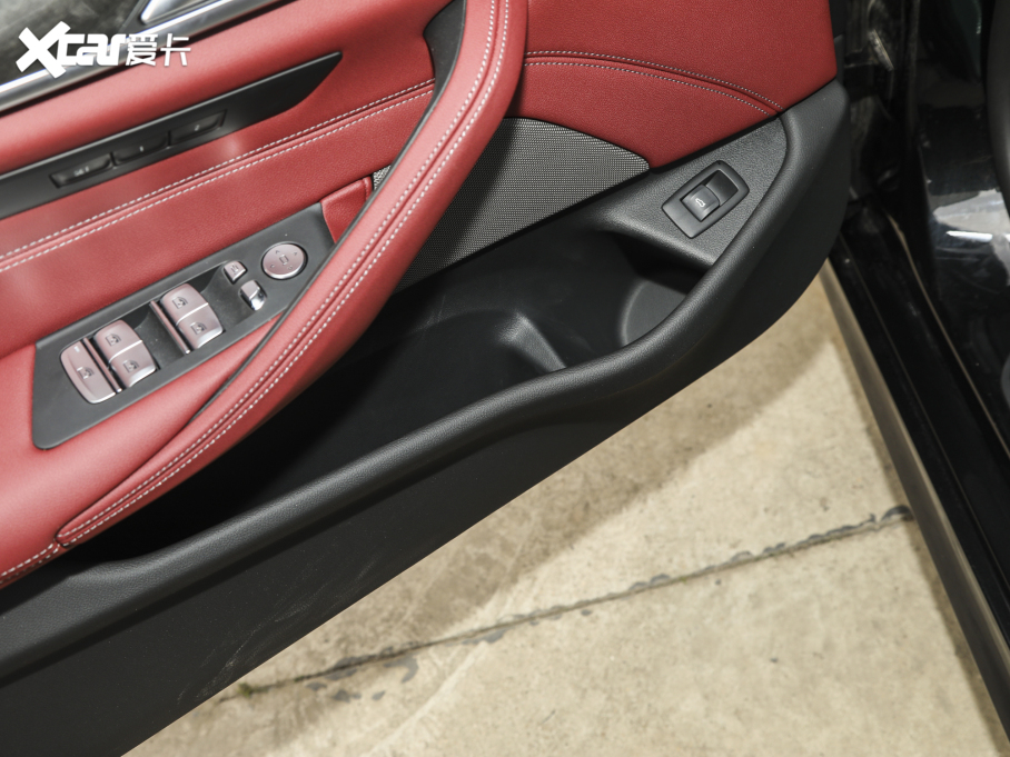 2022R5ϵ Ŀ 530Li I(lng) M\b