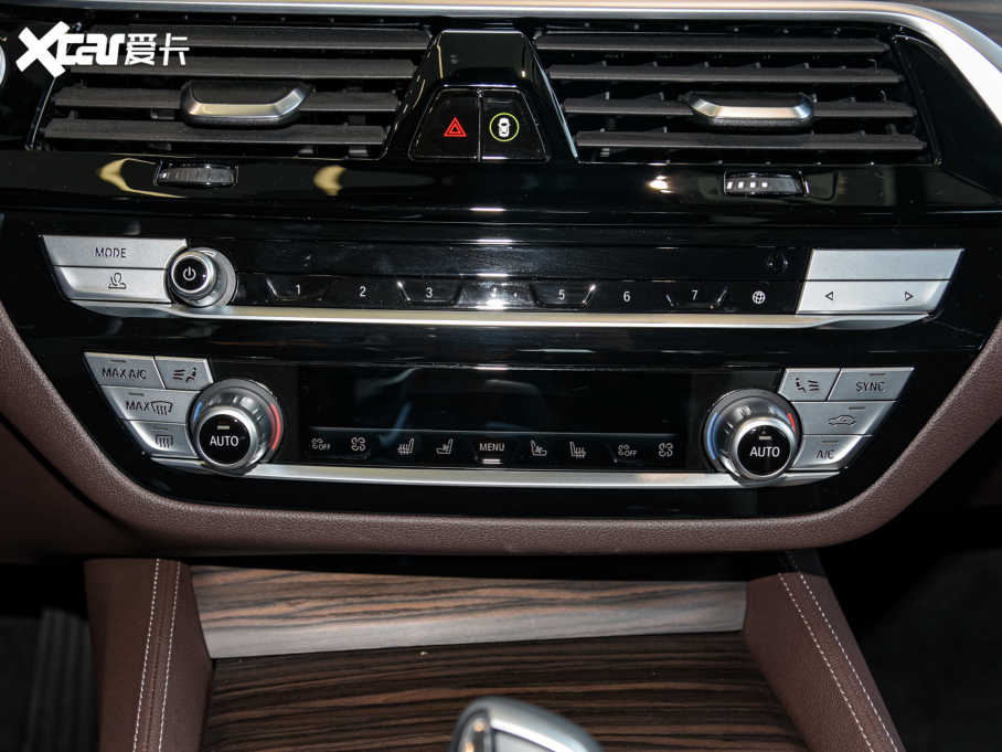 2022R5ϵ Ŀ 530Li  Ab