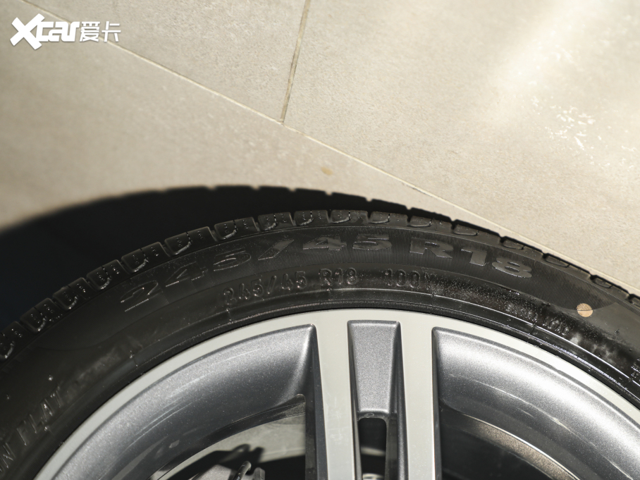 2022R5ϵ Ŀ 530Li I Ab