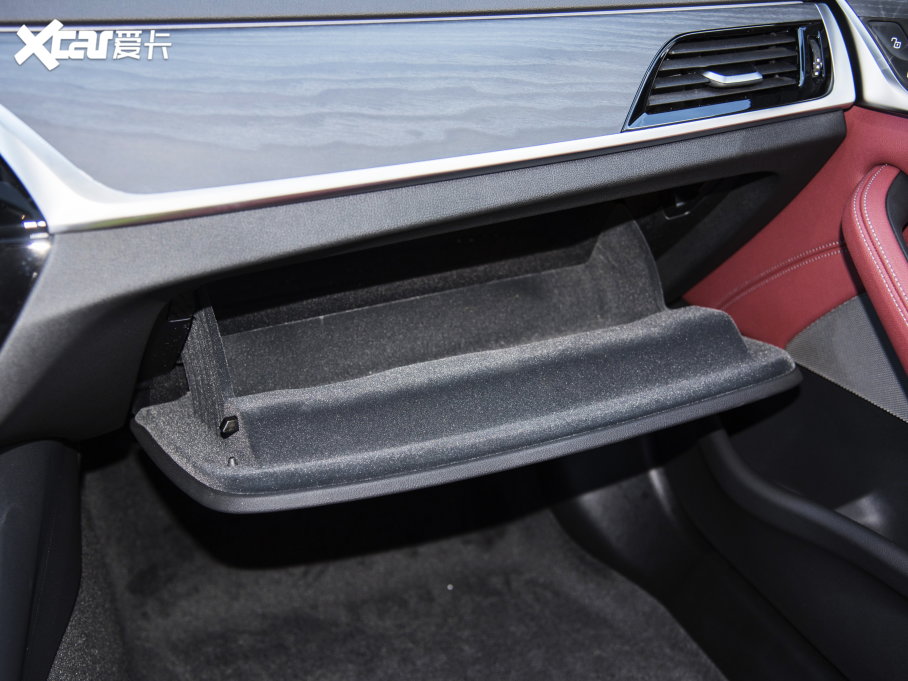 2022R5ϵ Ŀ 530Li I M\b