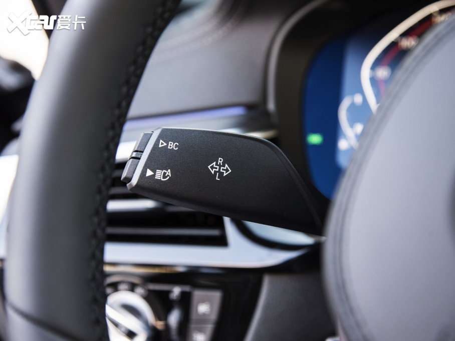 2022R5ϵ Ŀ 530Li I M\b