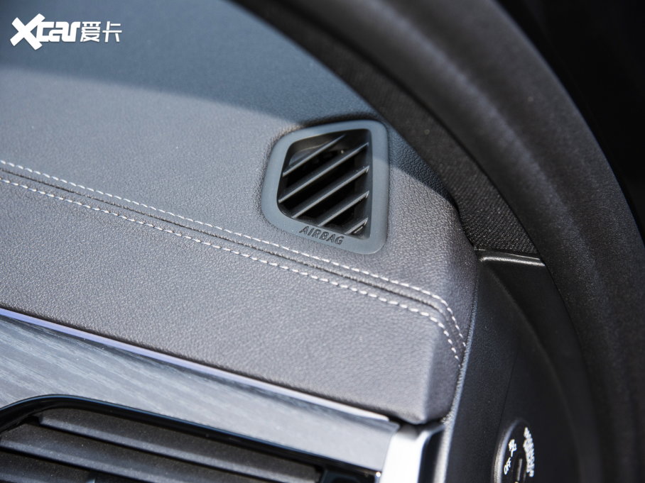 2022R5ϵ Ŀ 530Li I M\b