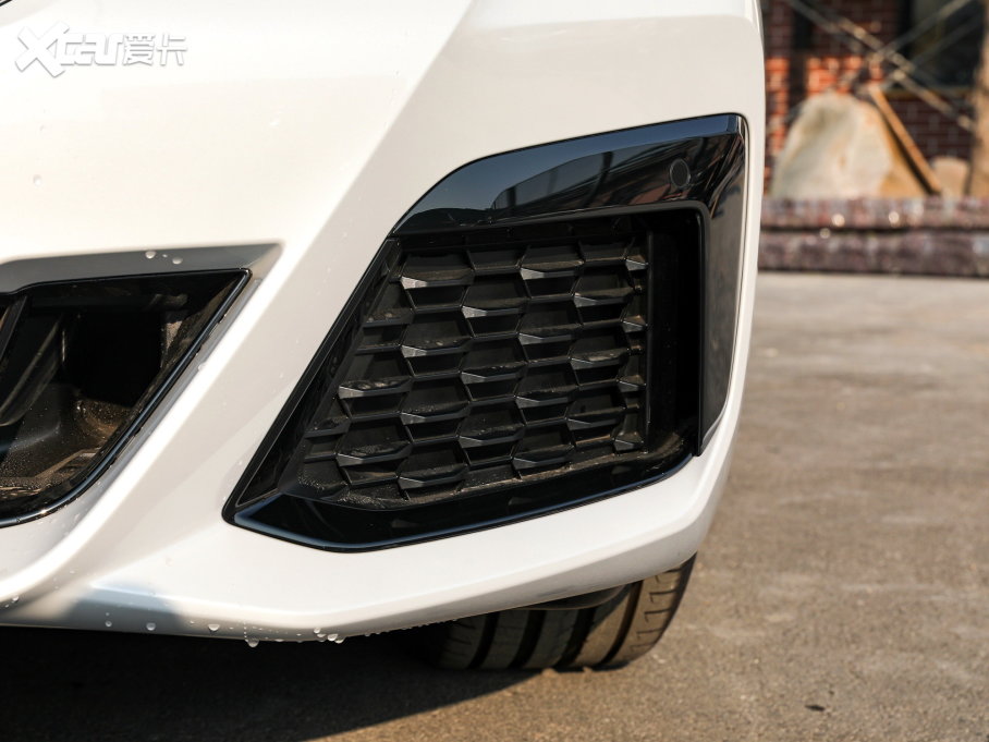 2022��R5ϵ �Ŀ��� 530Li ������ M�\�����b