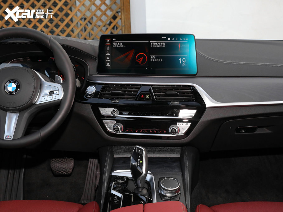 2022R5ϵ Ŀ 530Li  M\b