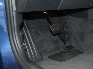 2022530Li I Ab п؅^(q)