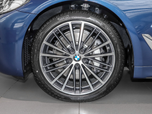 2022530Li xDrive M\b (ji)^