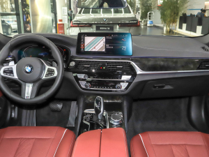 2022530Li xDrive M\b п؅^