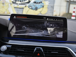 2022Ŀ 525Li Ab п؅^