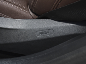 2022Ŀ 525Li Ab п؅^