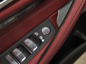 2022Ŀ 530Li  M\b п؅^