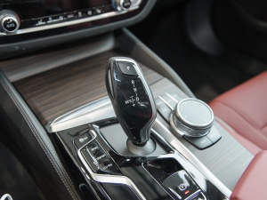 2022Ŀ 530Li I Ab п؅^