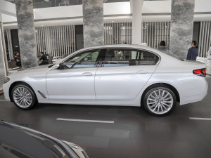 2022Ŀ 530Li  Ab (c)