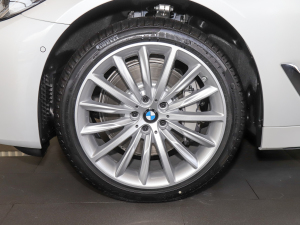 2022Ŀ 530Li  Ab ݆Ȧ