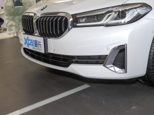 2022Ŀ 530Li  Ab (x)(ji)^