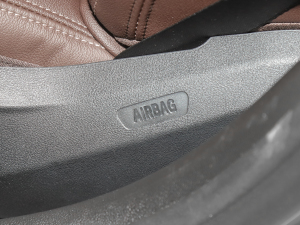 2022Ŀ 530Li  Ab п؅^(q)