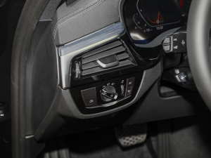 2022Ŀ 530Li  M\(yn)(dng)b п؅^(q)