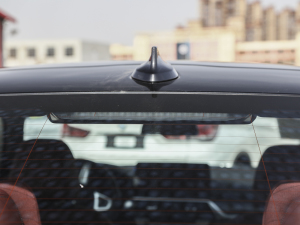 2022Ŀ 530Li I M\b ^