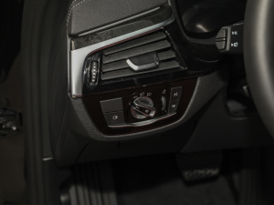 2022Ŀ 530Li I M\b п؅^(q)