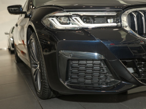 2022Ŀ 530Li xDrive M\b (ji)^