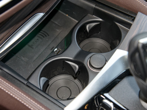 2022Ŀ 530Li  Ab ǰű