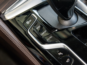 2022Ŀ 530Li  Ab п؅^