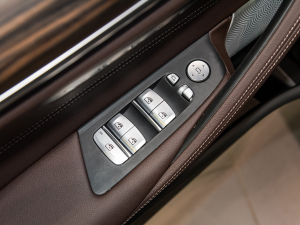 2022Ŀ 530Li  Ab п؅^(q)