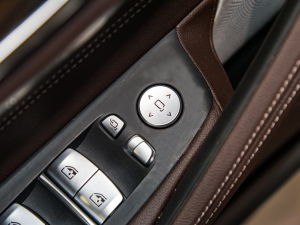 2022Ŀ 530Li  Ab п؅^(q)