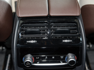 2022Ŀ 530Li  Ab п؅^(q)