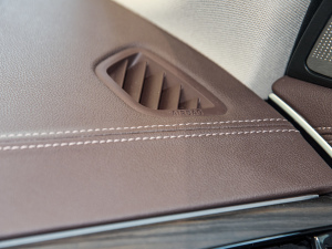 2022Ŀ 530Li  Ab п؅^(q)