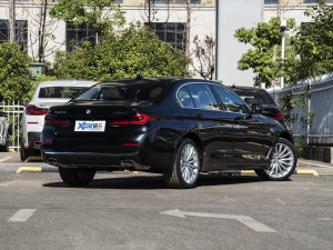 2022Ŀ 530Li  װ Һ45