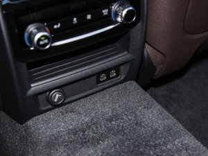 2022Ŀ 530Li  Ab п؅^