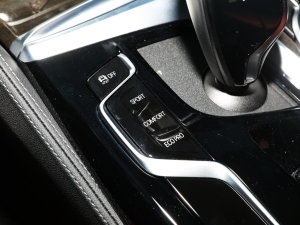 2022Ŀ 525Li M\b п؅^