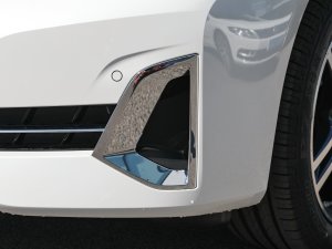 2022Ŀ 530Li xDrive Ab ^