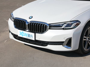 2022Ŀ 530Li xDrive Ab ^