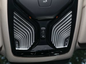 2022Ŀ 530Li xDrive Ab п؅^