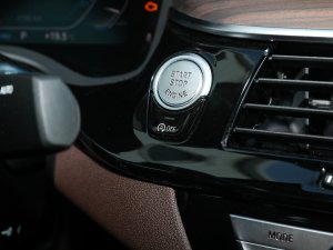 2022Ŀ 530Li xDrive Ab п؅^