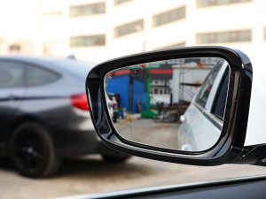 2022Ŀ 530Li xDrive M\(yn)(dng)b (x)(ji)^