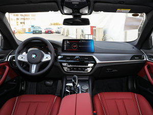 2022Ŀ 530Li xDrive M˶װ ȫ