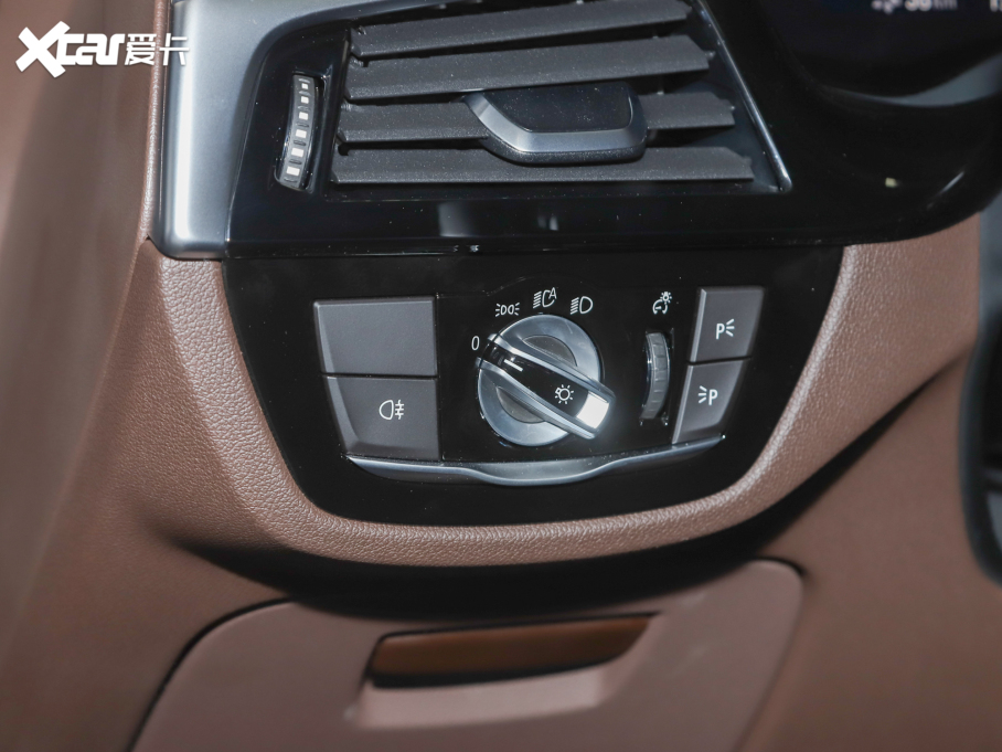 2022R5ϵԴ 535Le M\b