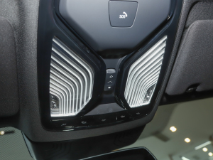 2022535Le h M\b п؅^