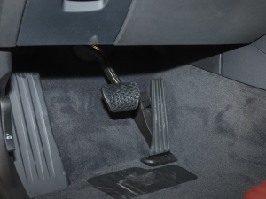 2022535Le h M\b п؅^