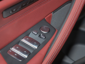 2022535Le h M\b п؅^