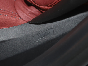 2022535Le h M\b п؅^