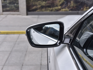 2022Ŀ 535Le h M\b ^