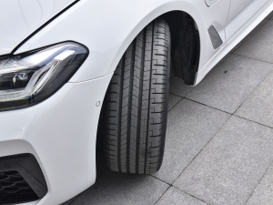 2022Ŀ 535Le h M\b ^