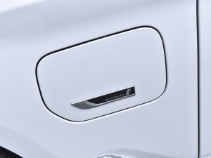 2022Ŀ 535Le h M\b ^